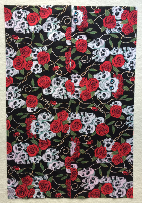 Kirschkernkissen Totenkopf